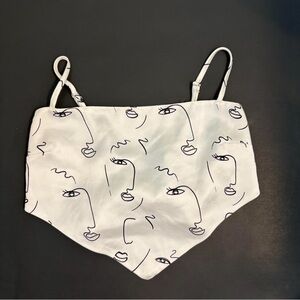 Forever 21 Monochrome Artistic Crop Top